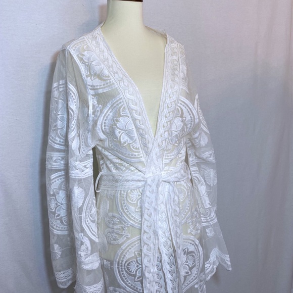 Boho Scalloped Lace Kimono Robe Bikini Coverup - Picture 13 of 16